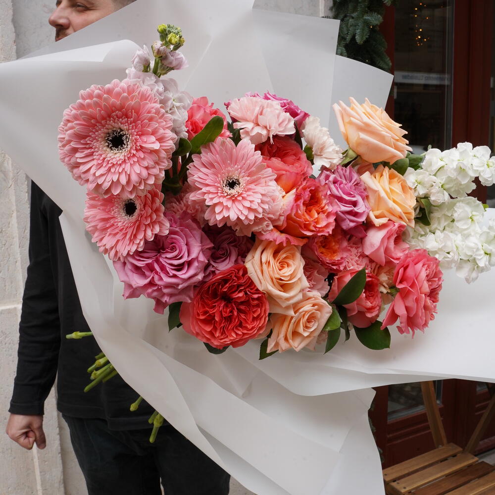 Order fresh cut flowers online for delivery in Lisbon
Fresh cut flowers delivery Lisbon – order online now
Order fresh cut flowers online with Cascais delivery