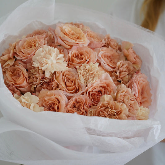 Order peach rose bouquet
Peach rose delivery Lisbon
Cascais peach roses – fresh flower delivery
fresh flower delivery Cascais