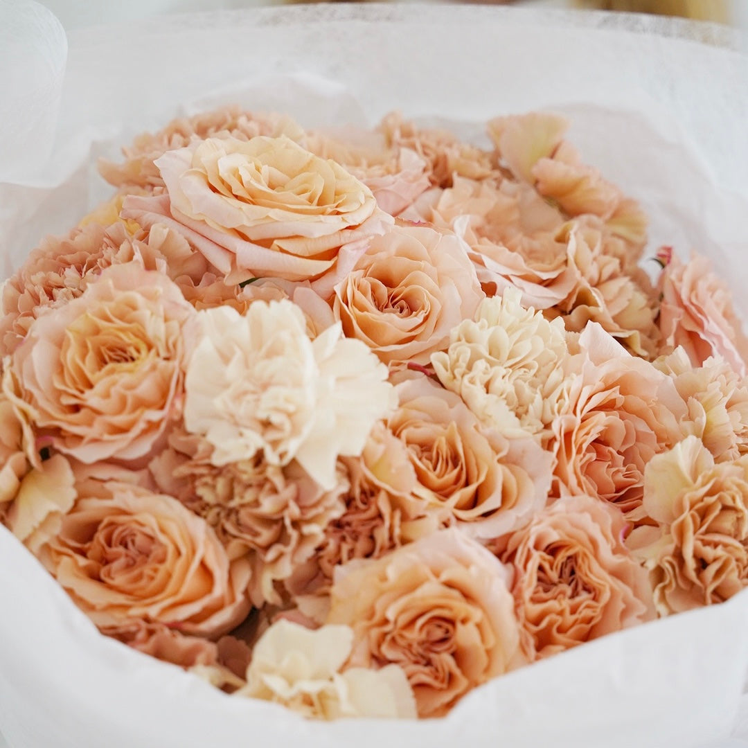 Order peach rose bouquet
Peach rose delivery Lisbon
Cascais peach roses – fresh flower delivery
fresh flower delivery Cascais