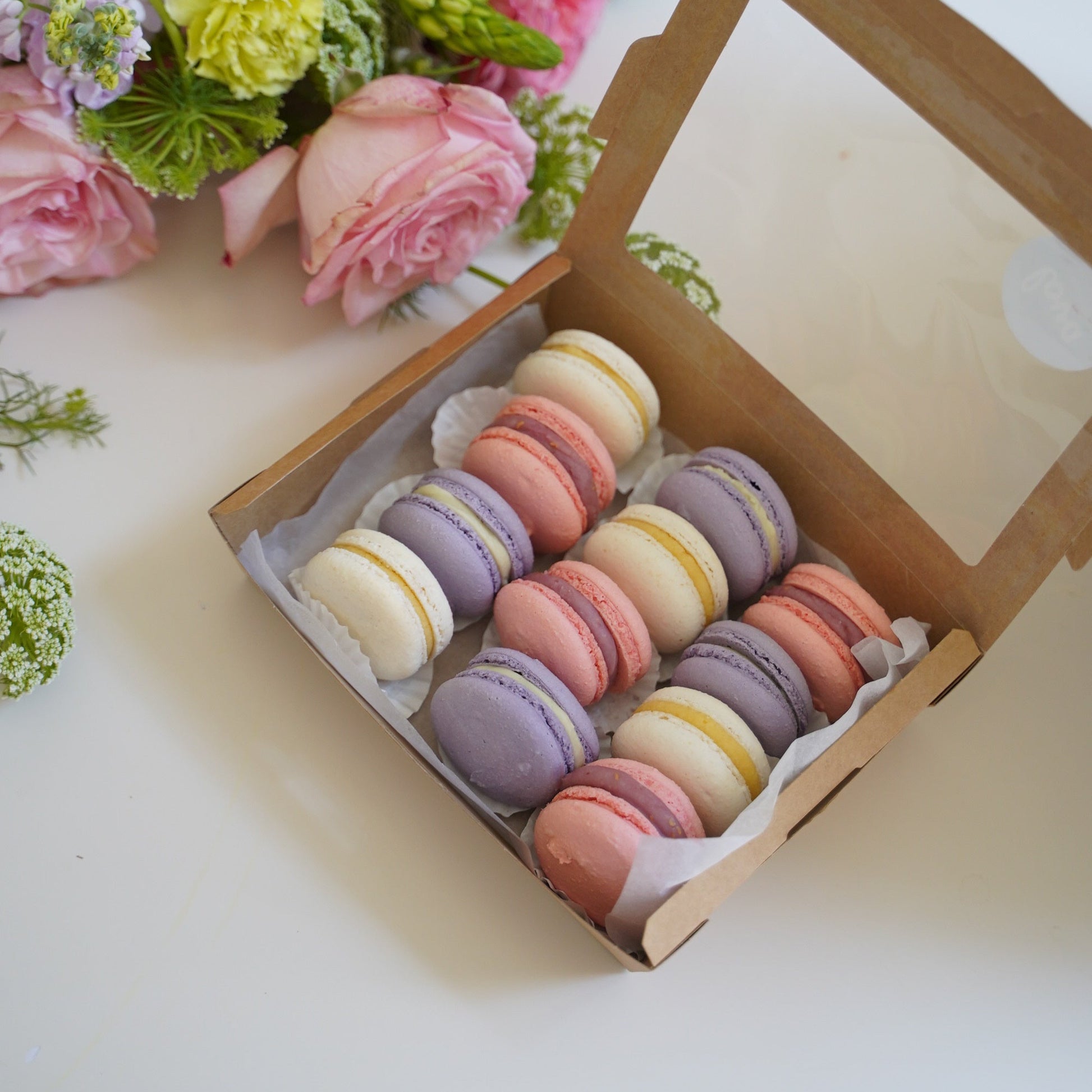 Order online macarons in Lisbon delivery