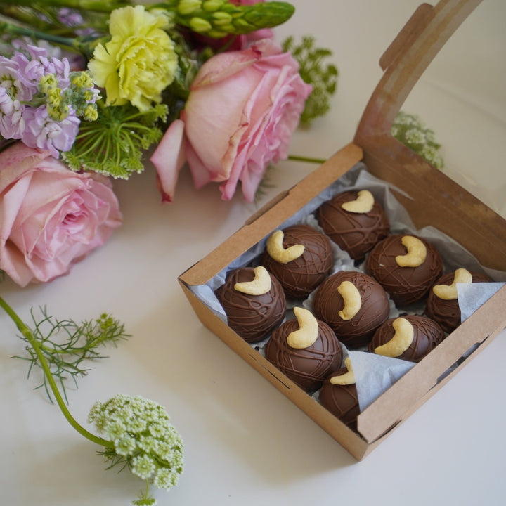 Caixa de bolinhas de chocolate (Kartoshka)