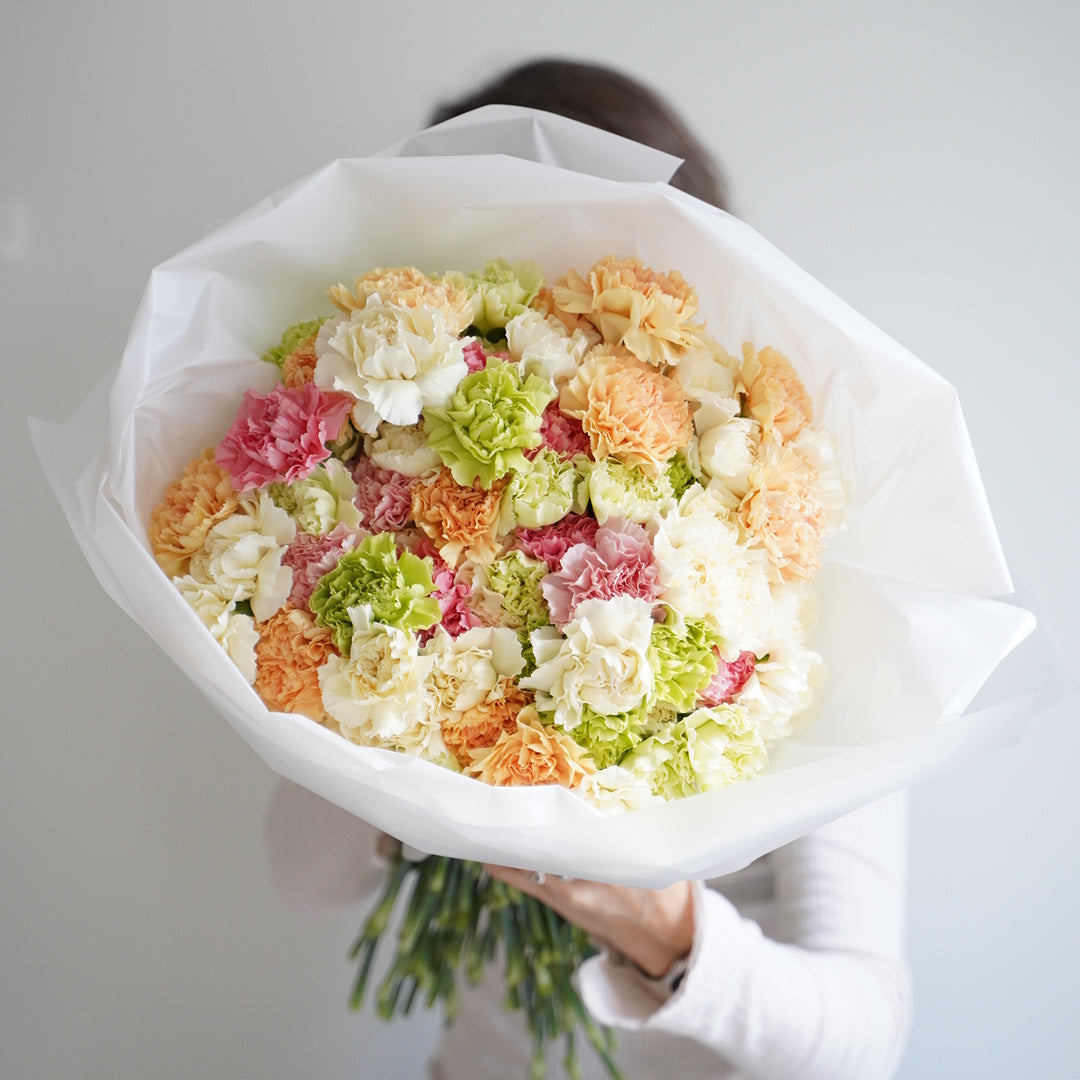 Extra large mixed dianthus bouquet, 75 stems, colorful pastel carnations luxury arrangement
