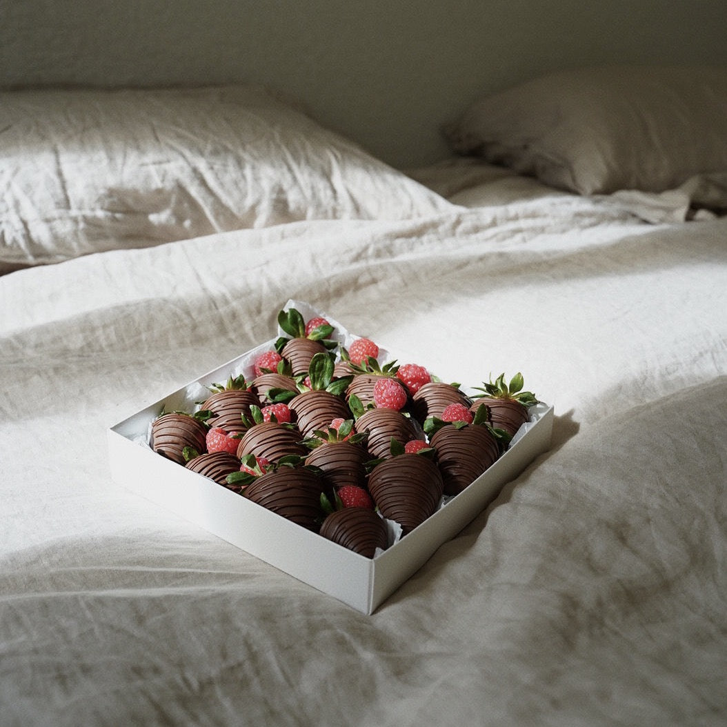 Chocolate covered strawberries deliver in Lisbon